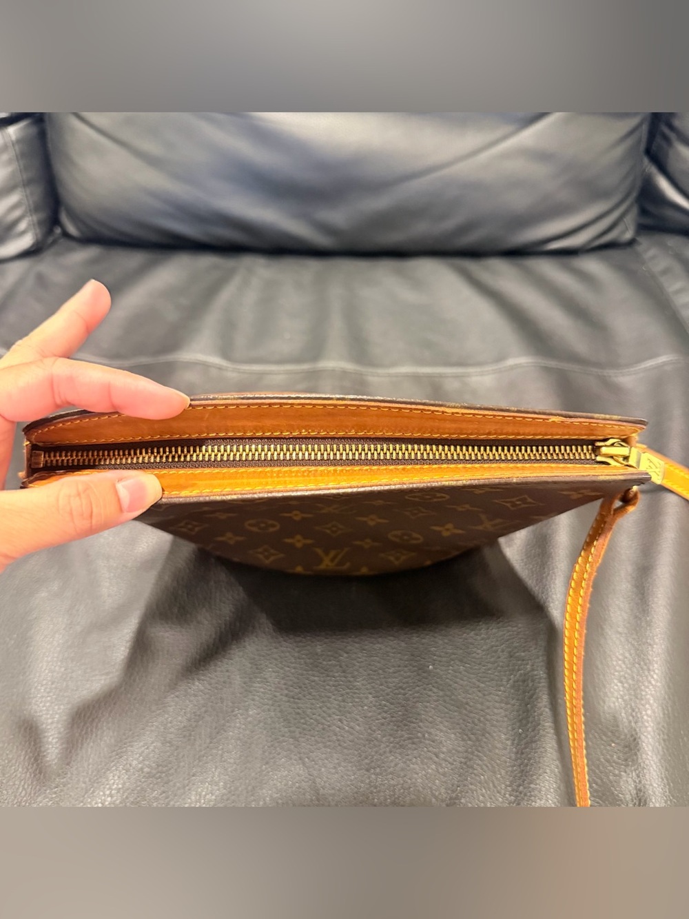Authentic Louis Vuitton Monogram Drouot Crossbody Bag - Picture 2 of 13